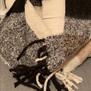 Warm Wool Scarf! Worn once